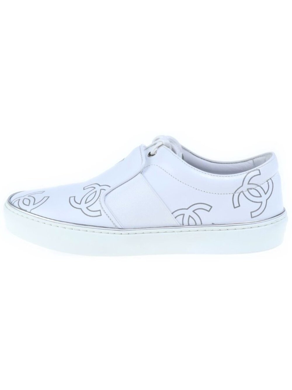 Chanel CC Logo Low Cut Leather Sneakers White